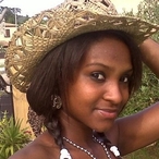 Profil de Intisar, 39 ans, Pute à Lachute