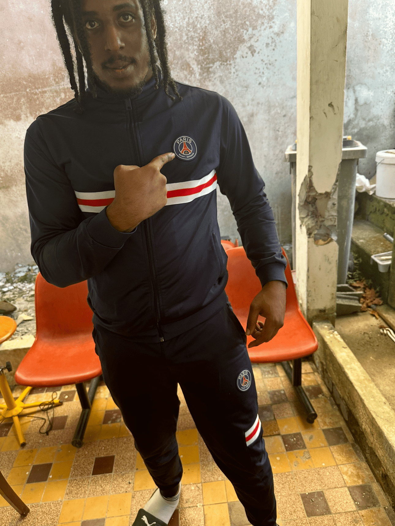 Profil de Lounes, 33 ans, Pute à Beiseker