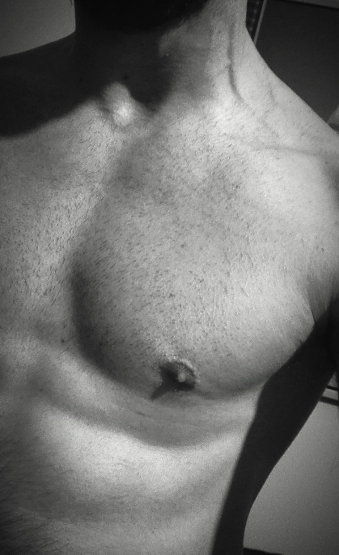 Profil de Yonah, 29 ans, Pute à Grand Falls-Windsor