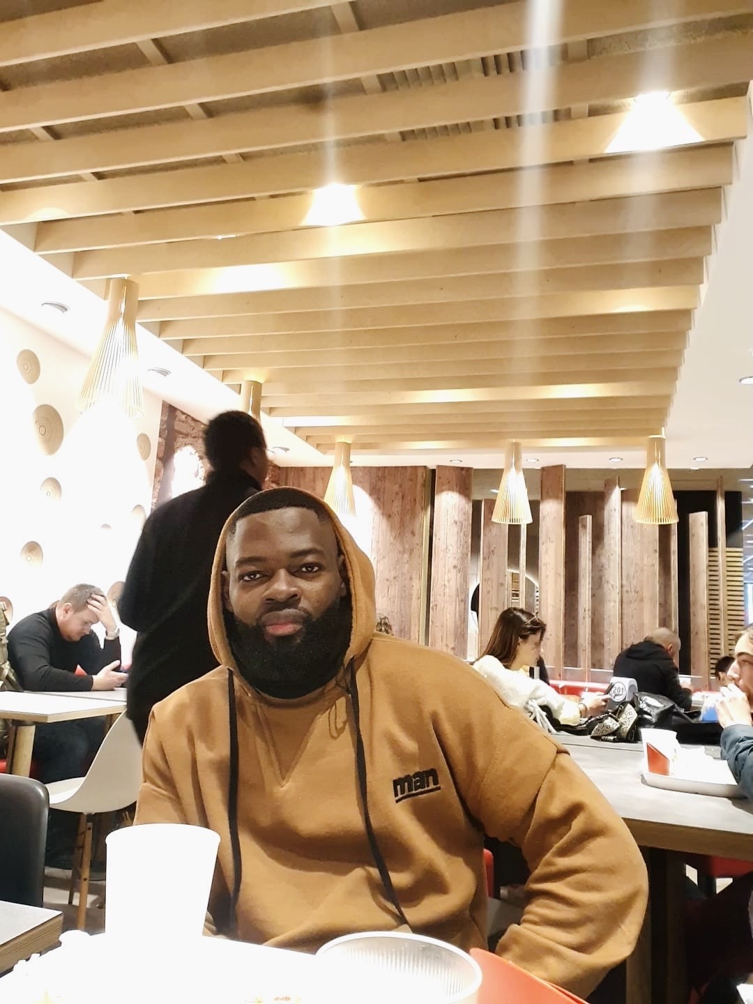 Profil de Fadhel, 38 ans, Pute à Barkmere