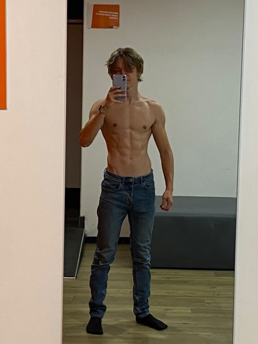 Profil de Faki, 22 ans, Pute à Lake Lenore