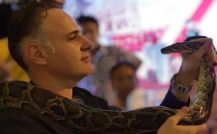 Profil de Raul, 50 ans, Pute à Bawlf