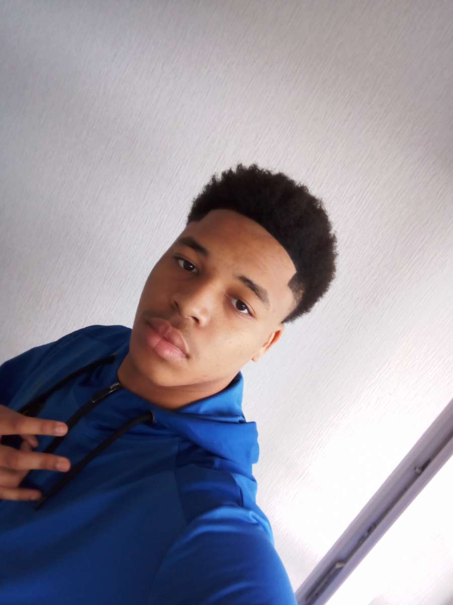 Profil de Daris, 18 ans, Pute à High Level