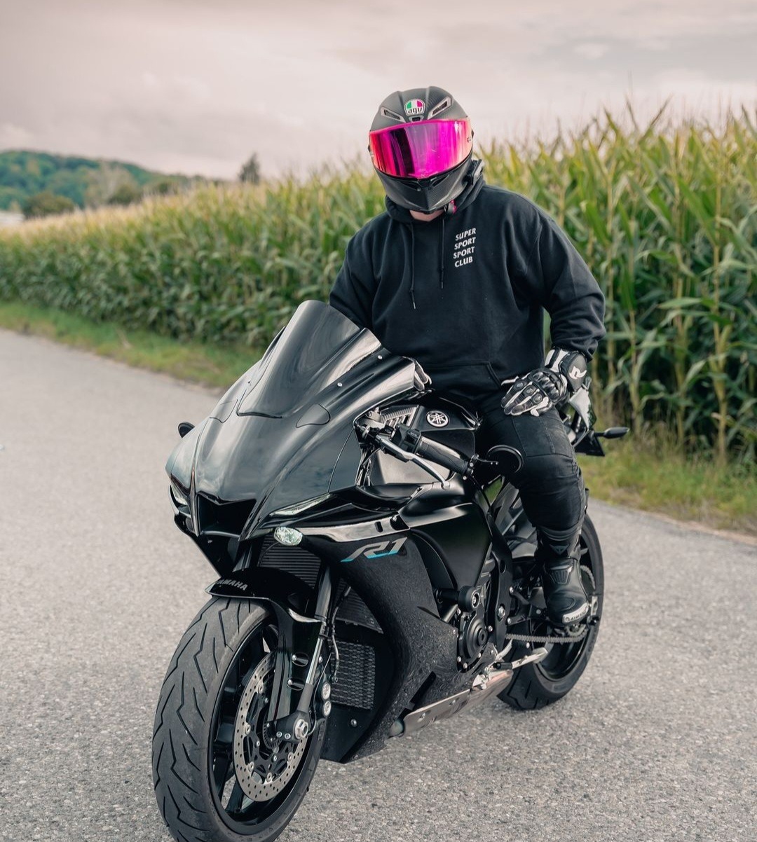 Profil de Timotey, 21 ans, Pute à Mackenzie