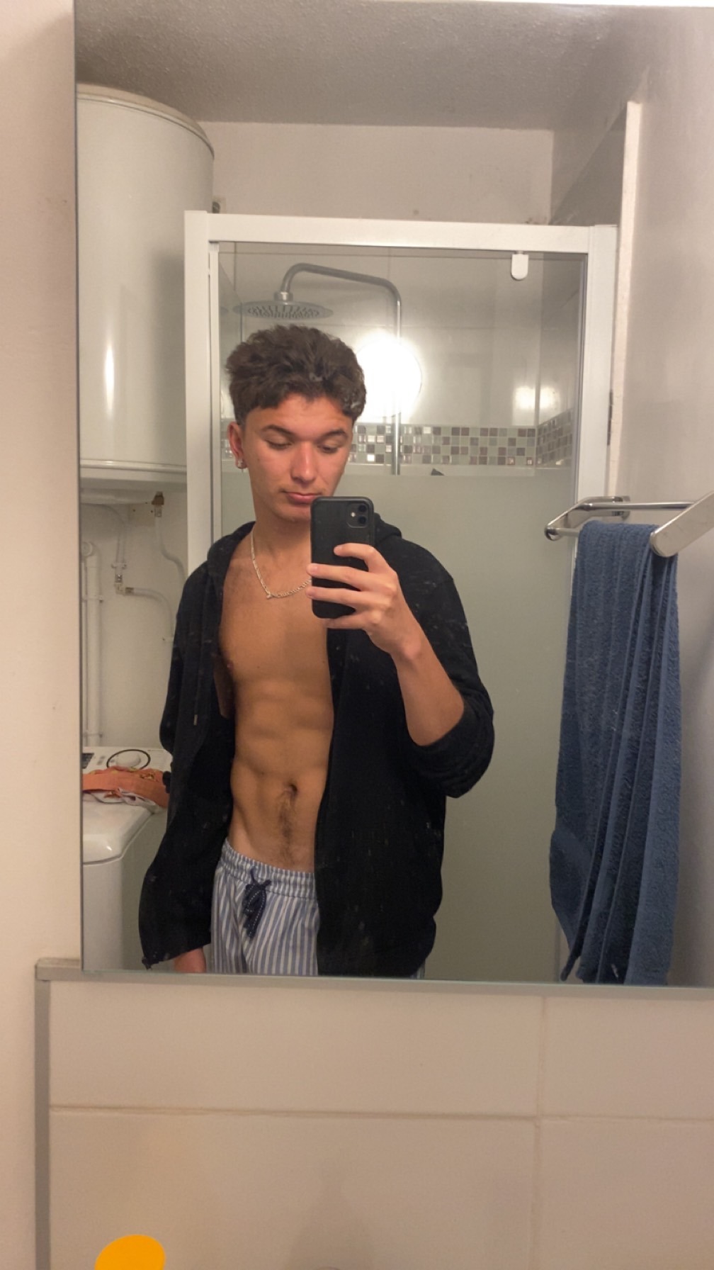 Profil de Tevin, 23 ans, Pute à Saint-Léonard