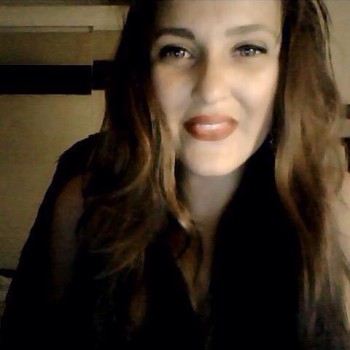 Profil de Chandra, 29 ans, Pute à Otterburn Park