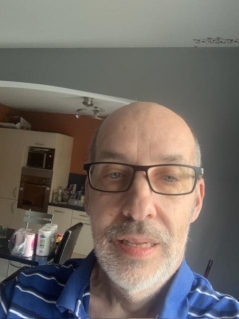 Profil de Le, 53 ans, Pute à Verchères