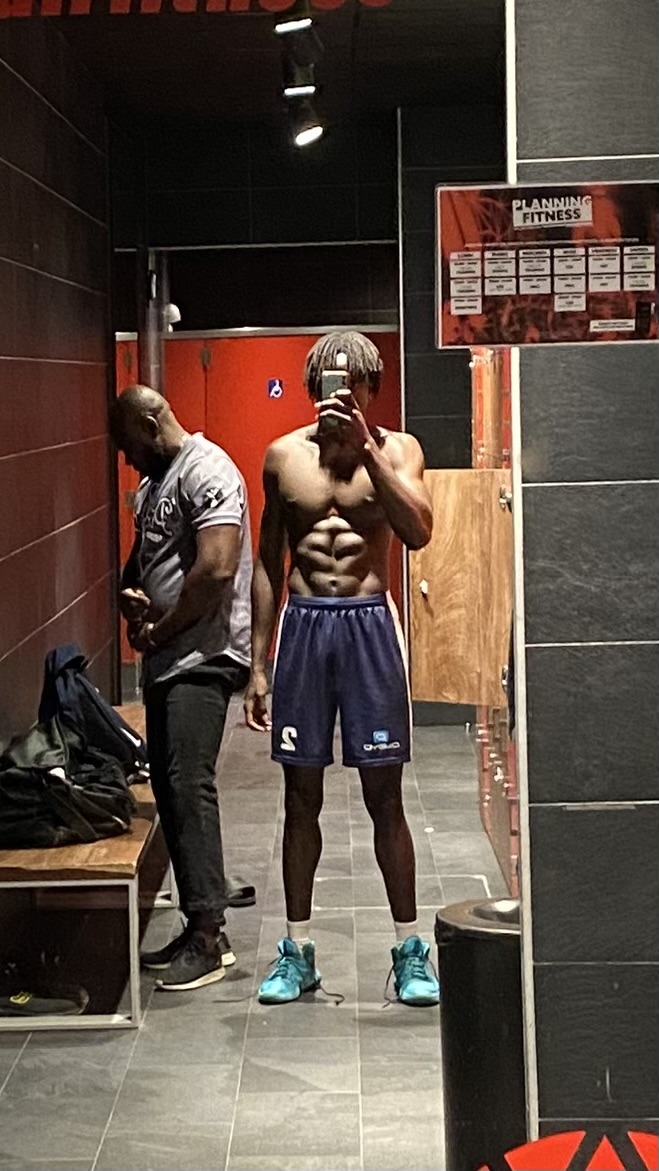 Profil de Annunziato, 24 ans, Pute à Point Leamington