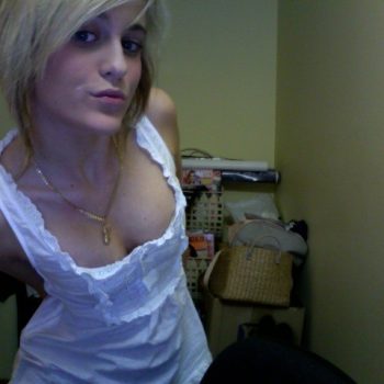 Profil de Oihiba, 28 ans, Pute à Saint-Michel-de-Bellechasse