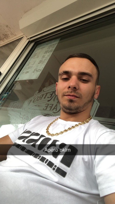 Profil de Raffaele, 24 ans, Pute à Ayer's Cliff