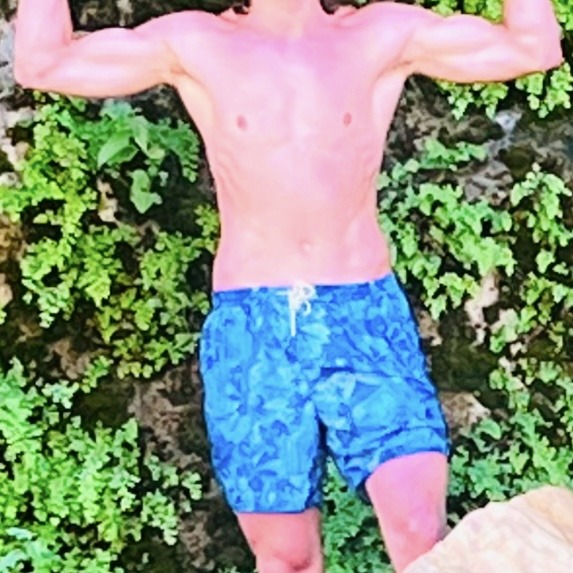 Profil de Sekhou, 22 ans, Pute à Wawota