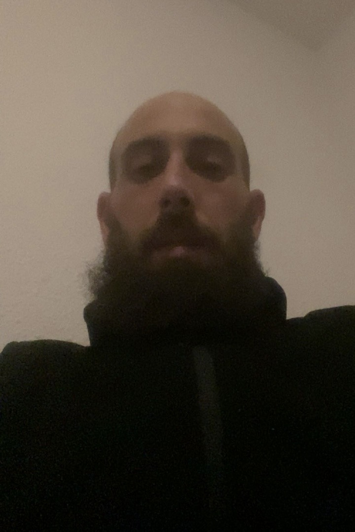 Profil de Aymric, 37 ans, Pute à Saint-Vianney