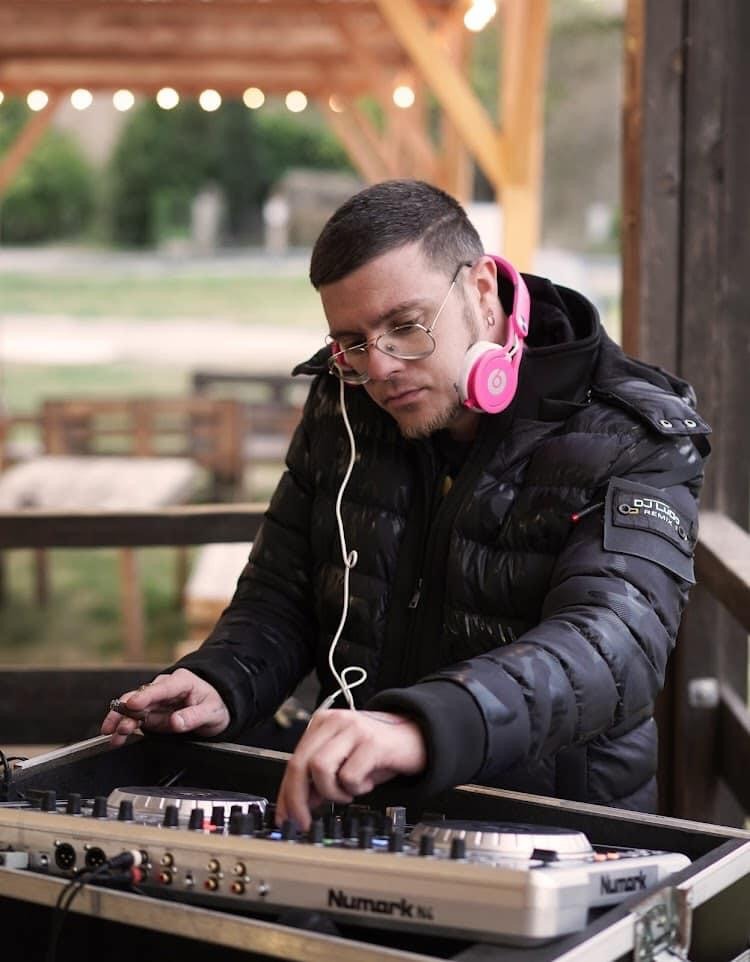 Profil de Loukas, 31 ans, Pute à Beiseker