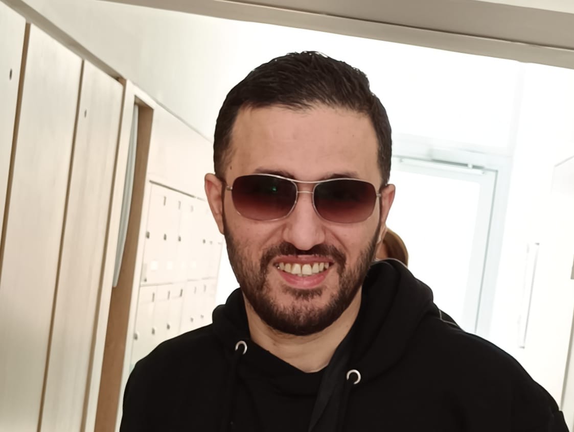 Profil de Sébastien, 43 ans, Pute à Coutts