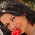 Profil de Miangaly, 34 ans, Pute à Rivière-au-Tonnerre