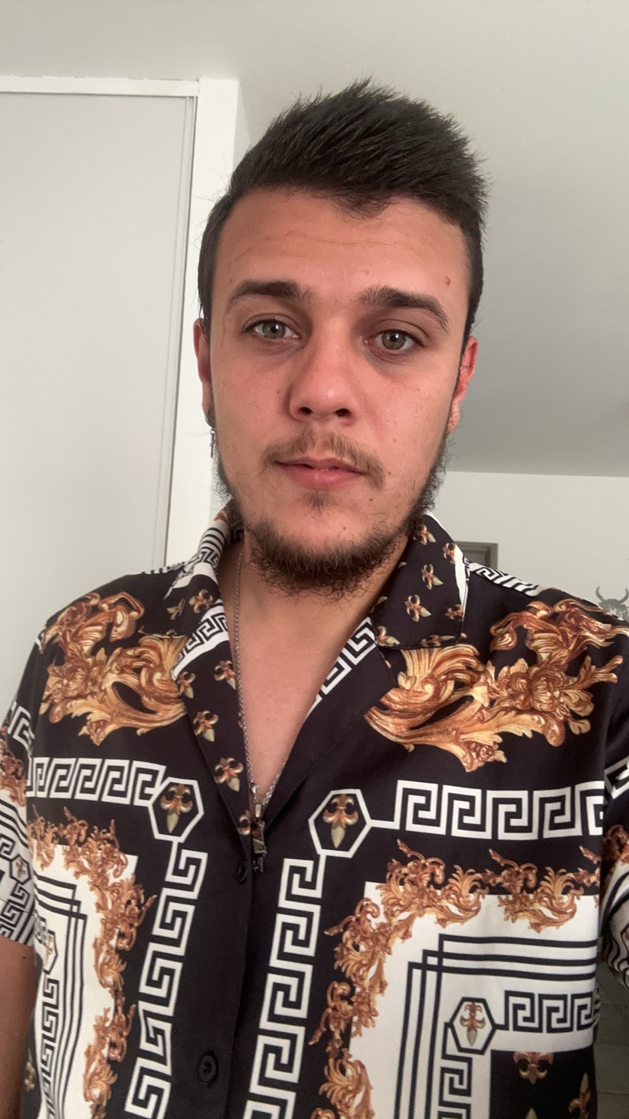 Profil de Bekim, 28 ans, Pute à Longview