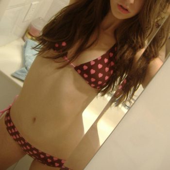 Profil de Christilla, 28 ans, Pute à Saint-André