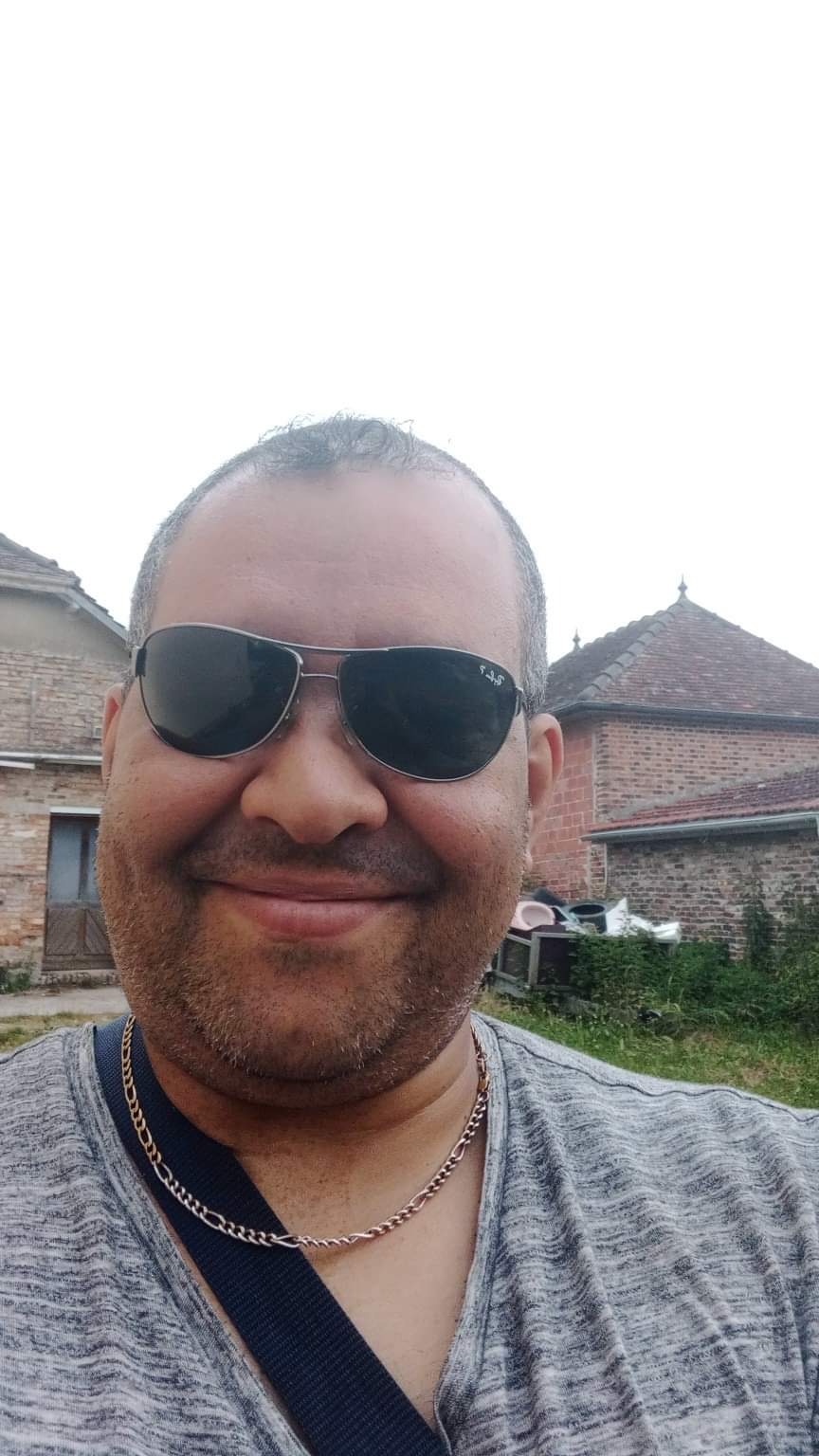 Profil de Boran, 51 ans, Pute à Laurierville