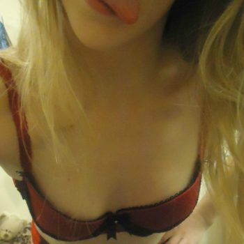 Profil de Coecilia, 27 ans, Pute à Saint-Pie-de-Guire