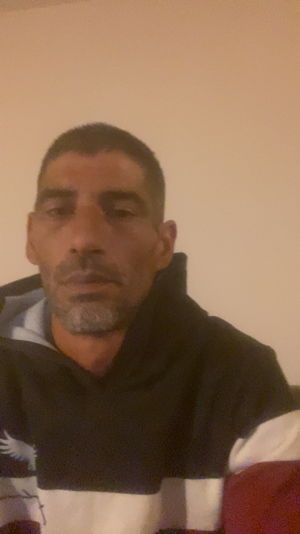 Profil de Farell, 40 ans, Pute à Youngstown