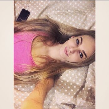 Profil de Lydwine, 25 ans, Pute à Gillam