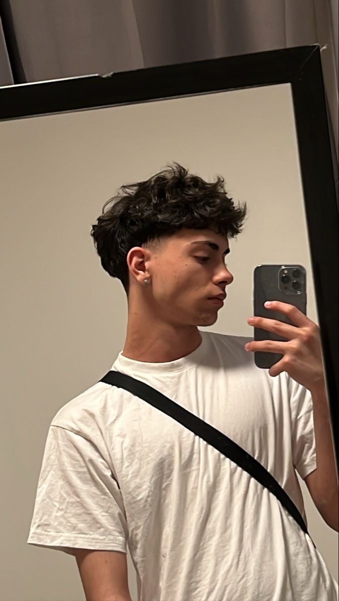 Profil de Fousseyni, 23 ans, Pute à Lac-aux-Sables