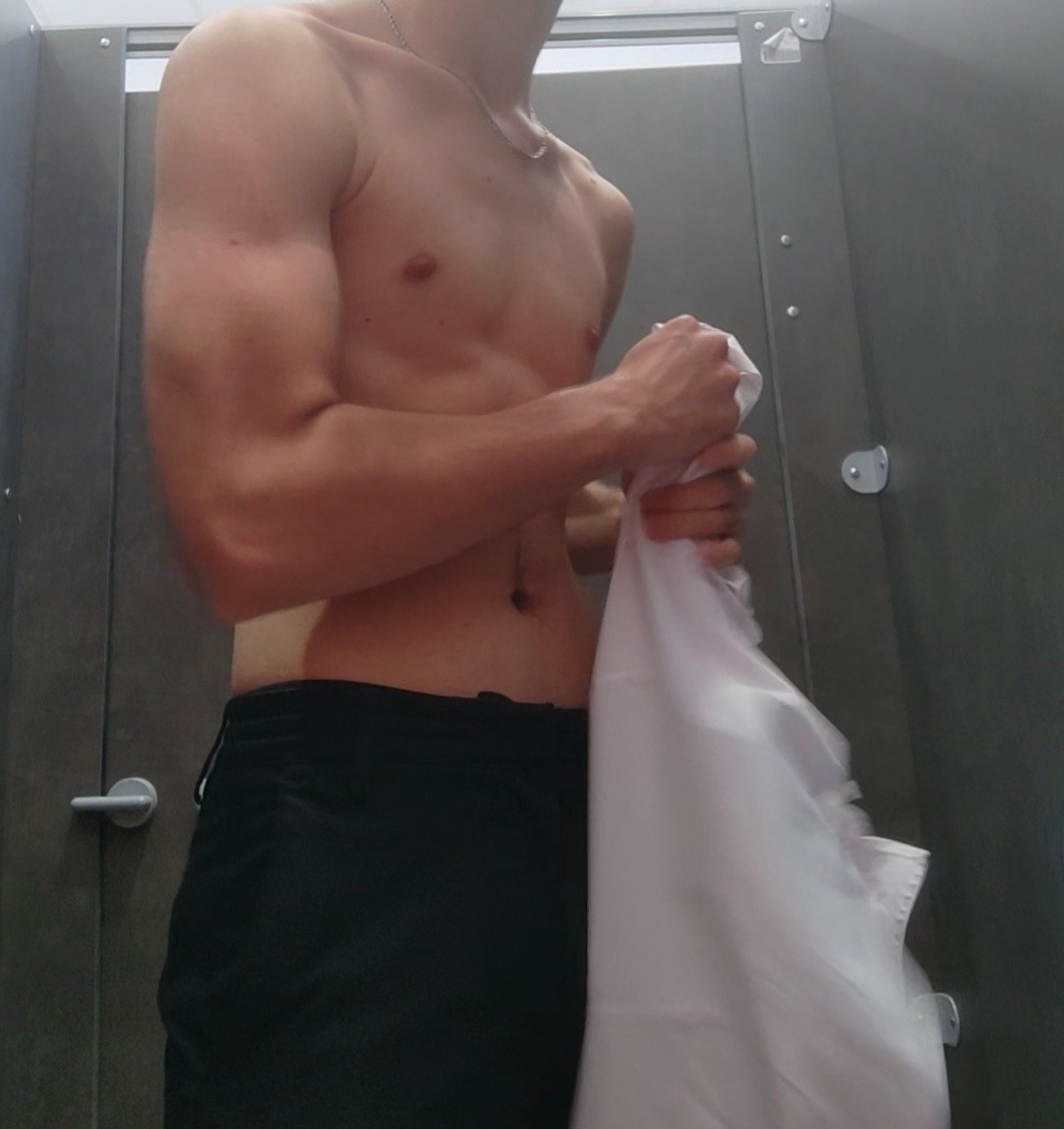 Profil de Abdullah, 19 ans, Pute à Glendon