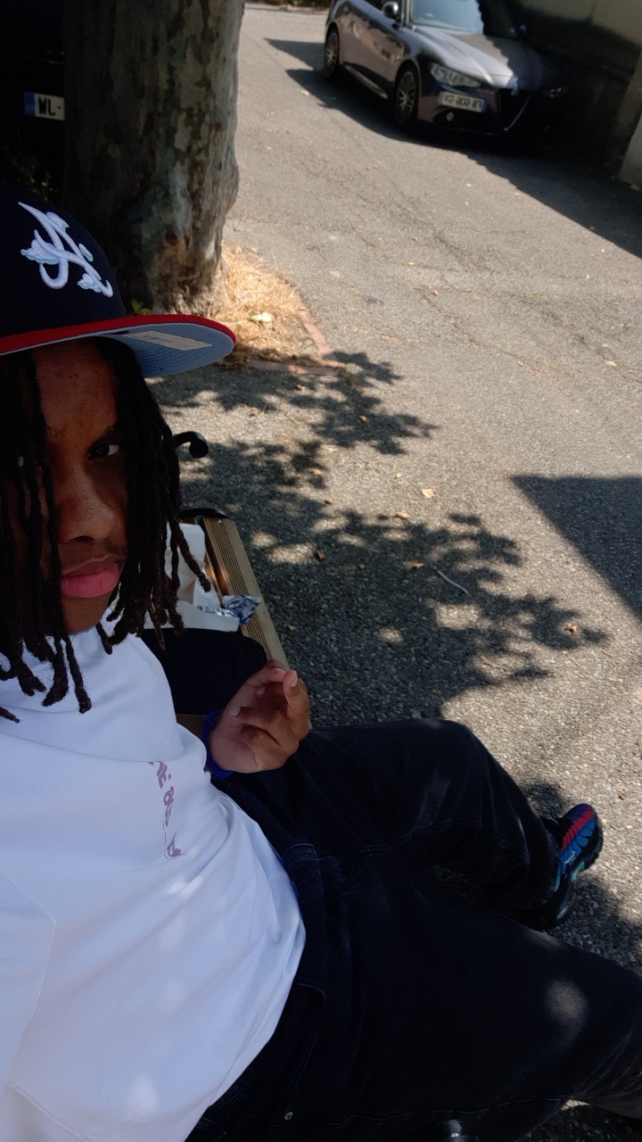 Profil de Vendelin, 21 ans, Pute à Saint-Clément