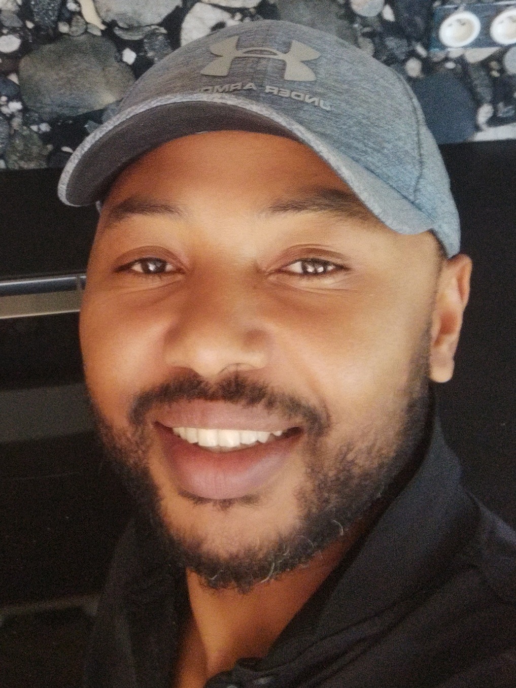 Profil de Kameron, 40 ans, Pute à Calgary